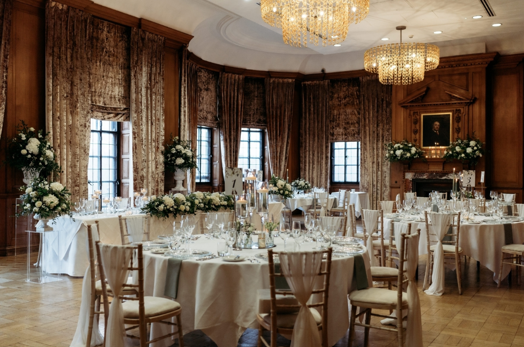 Creative 2025 formal attire