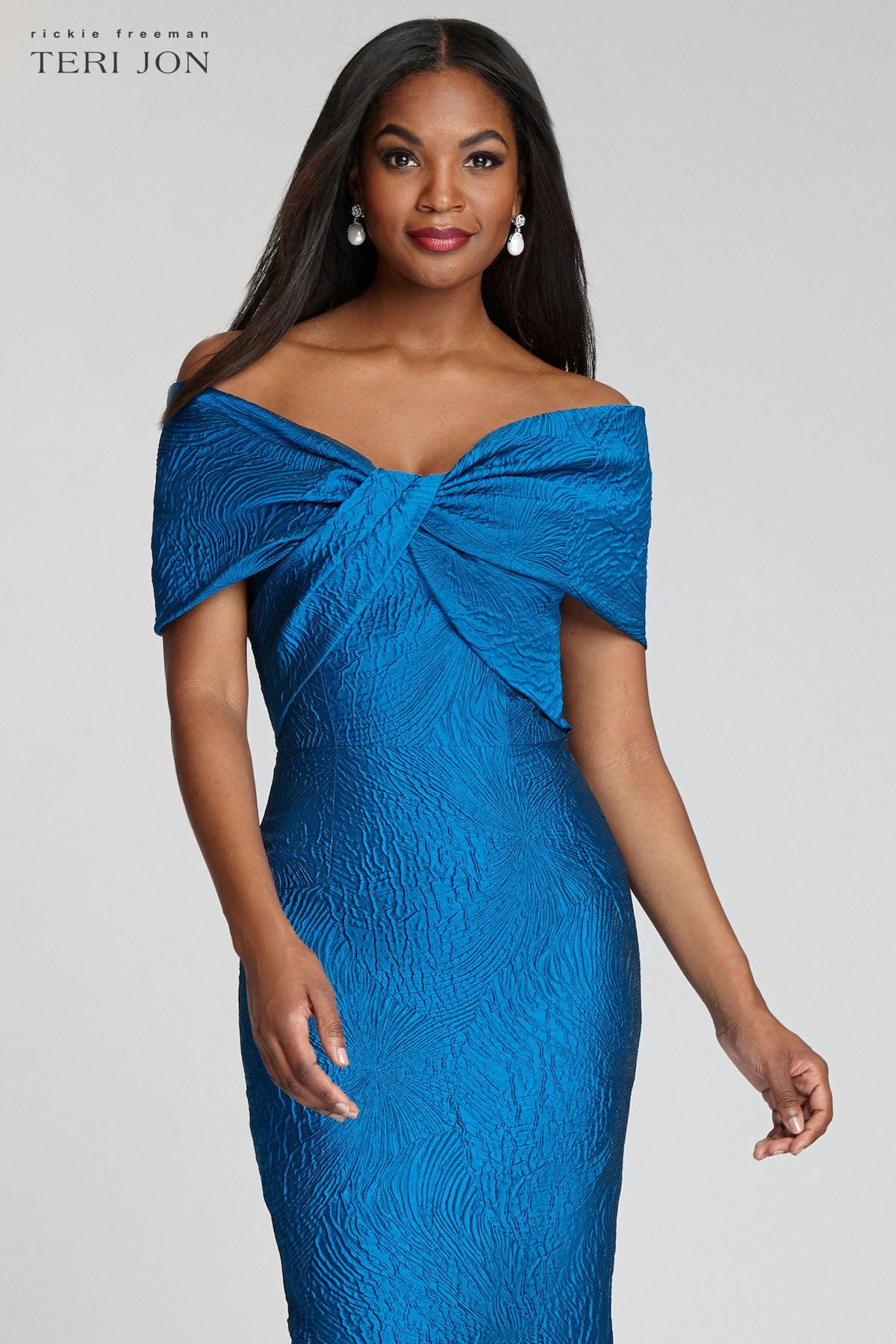Color_Peacock