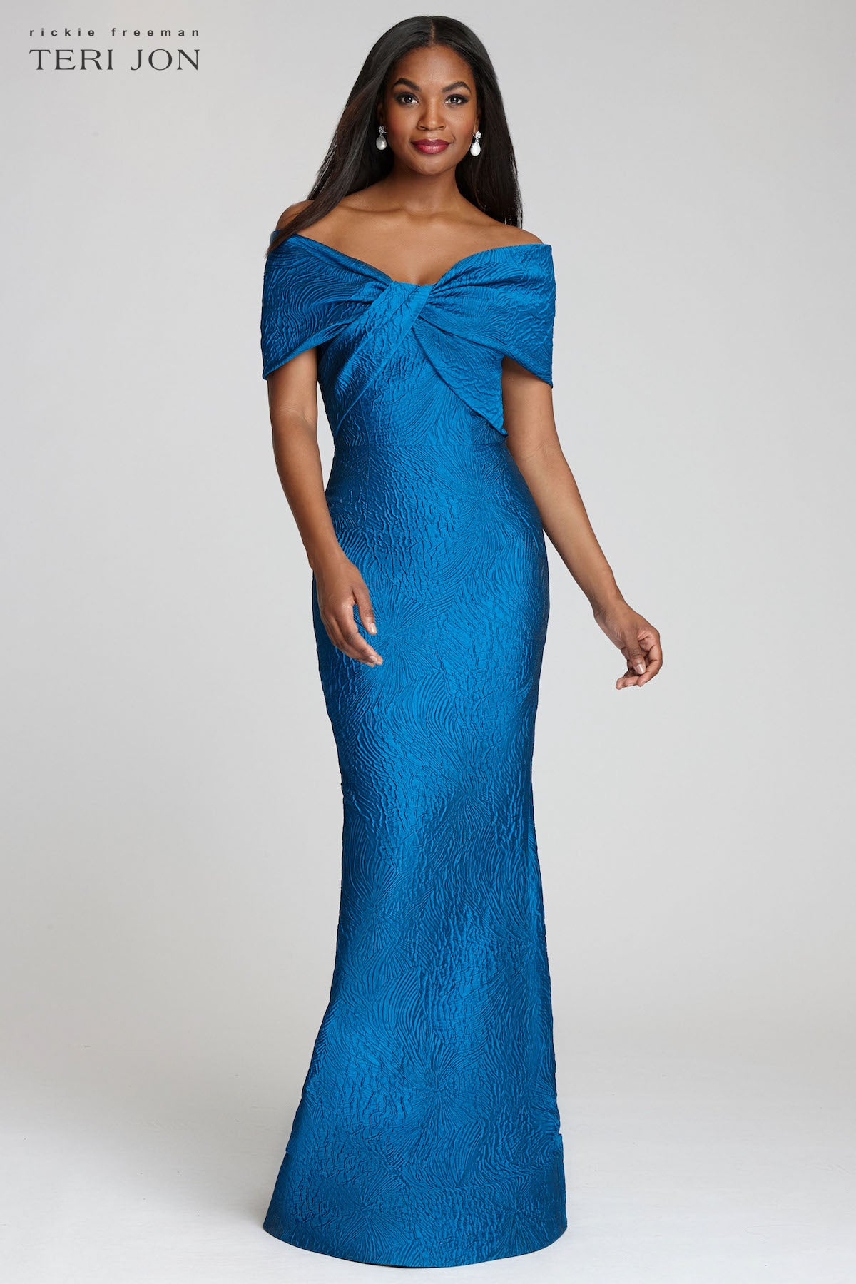 Color_Peacock