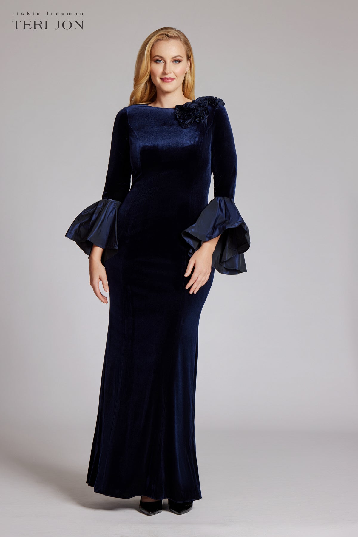 Color_ Sapphire plus size image