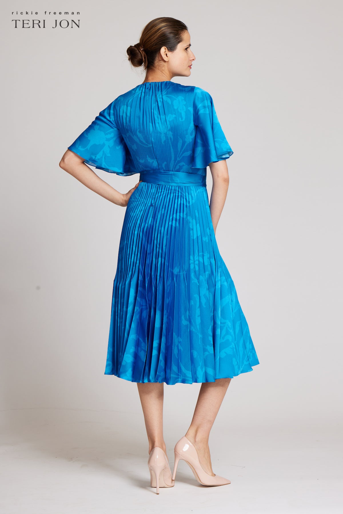 Color_electric blue