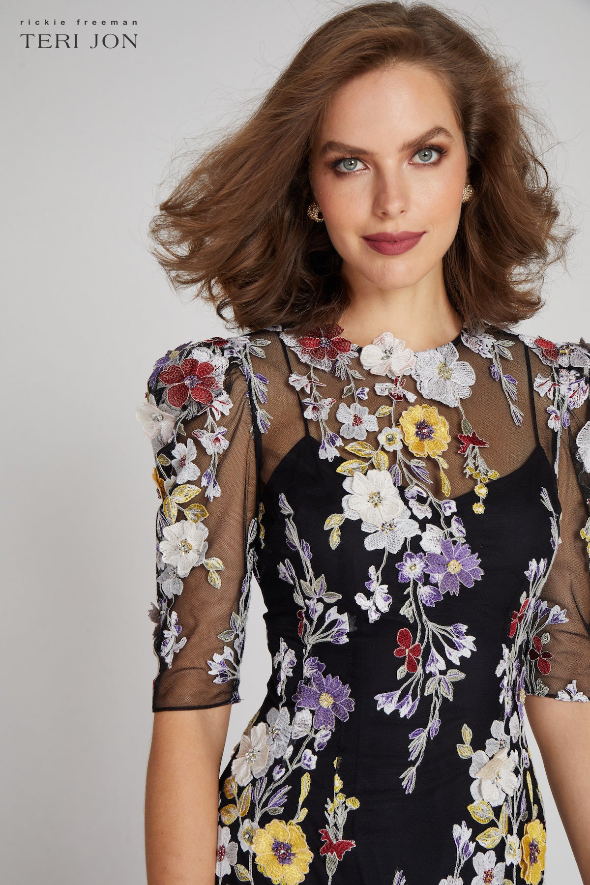 Elbow Sleeve 3D Flower Embroidered Tulle Dress –
