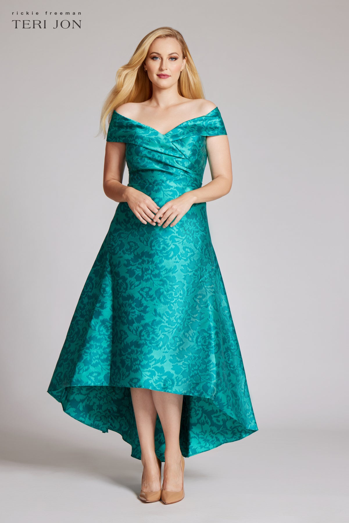 Color_teal plus size image