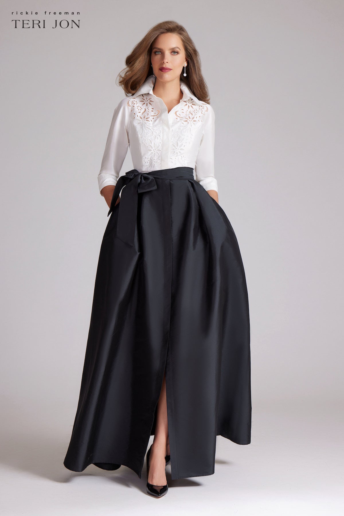 Color_White Black