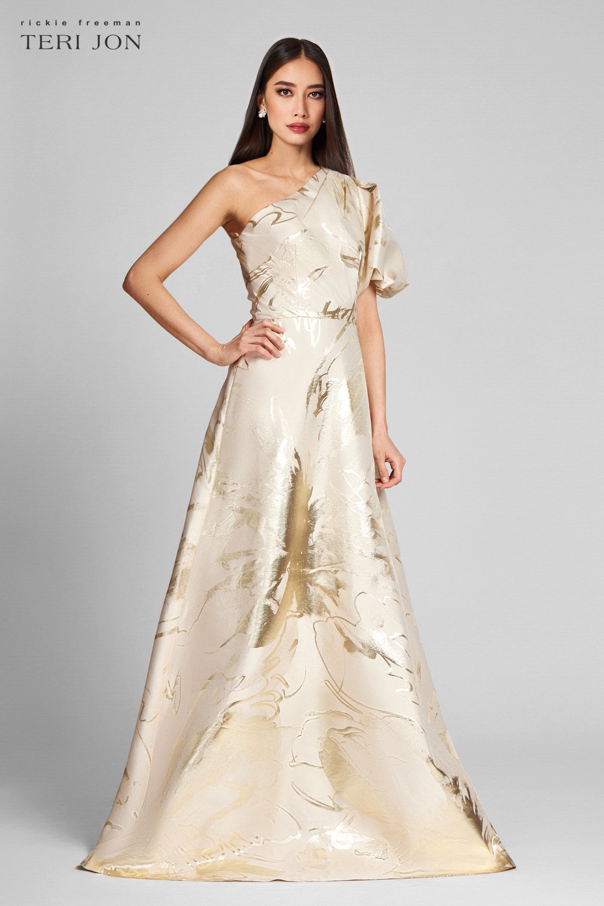 Color_Ivory/Gold