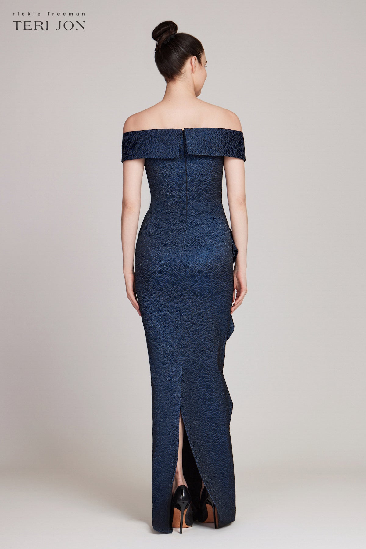 Color_Sapphire Black