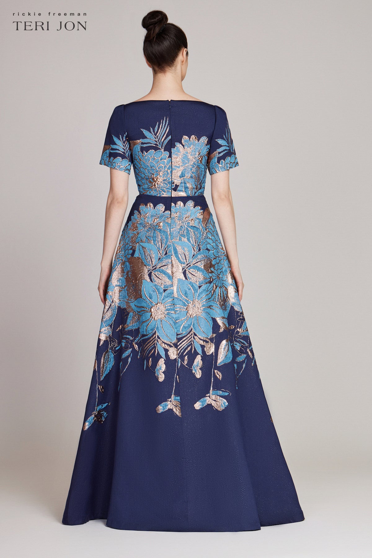 Color_Navy Multi