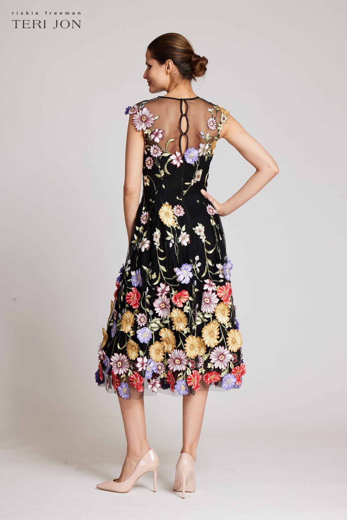 Color_Black Multi