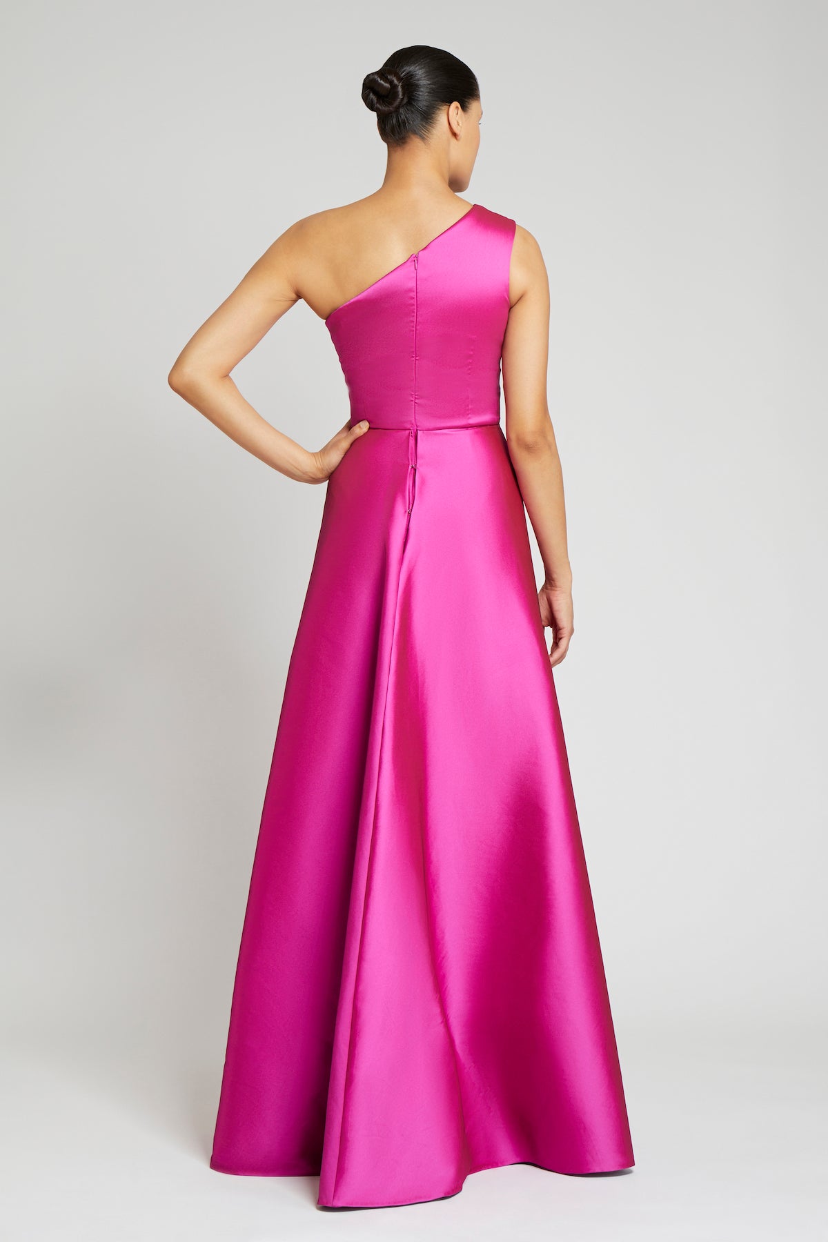 St. John satin-crepe one-shoulder gown - Black