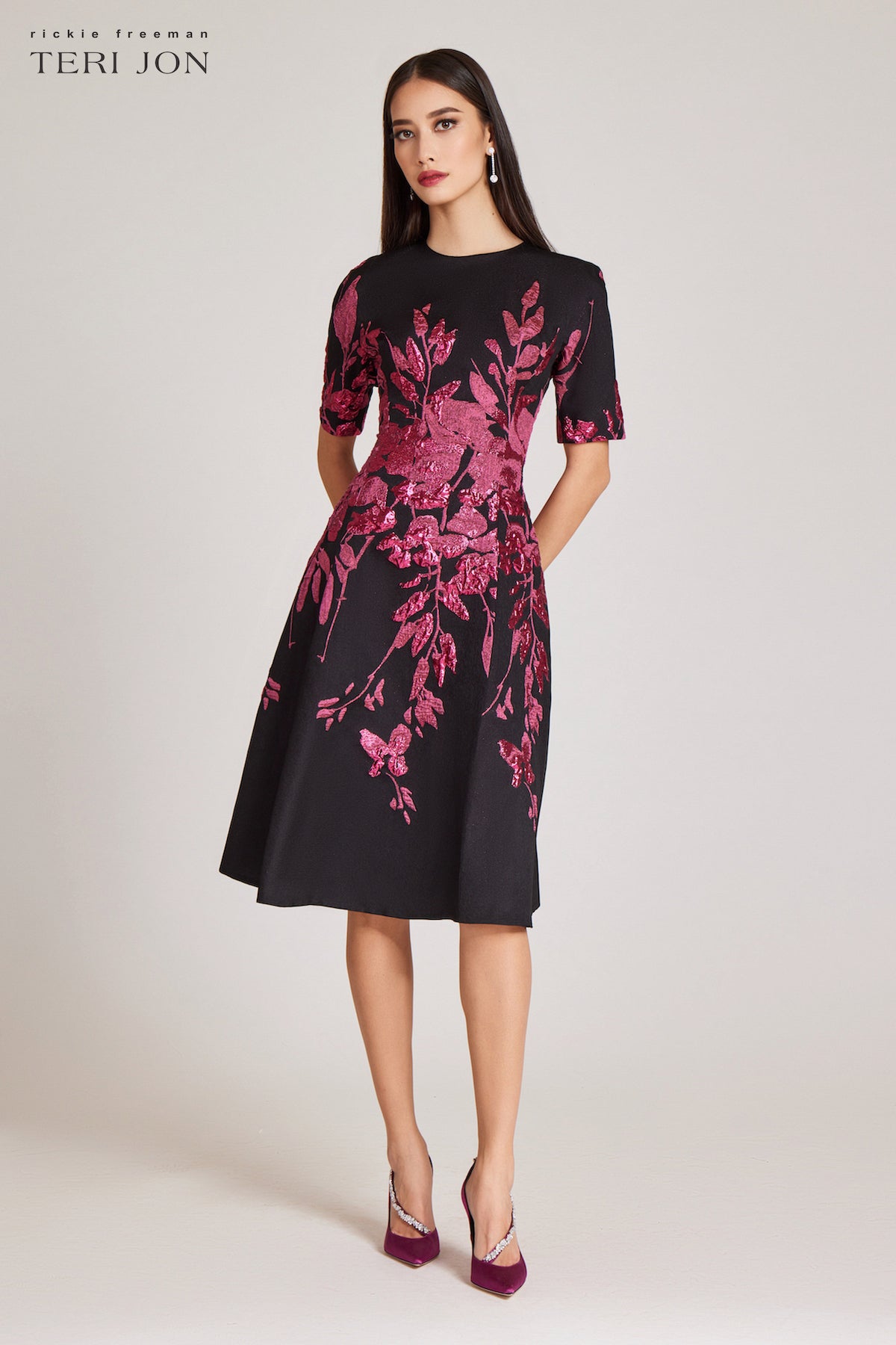 Color_Black Fuchsia