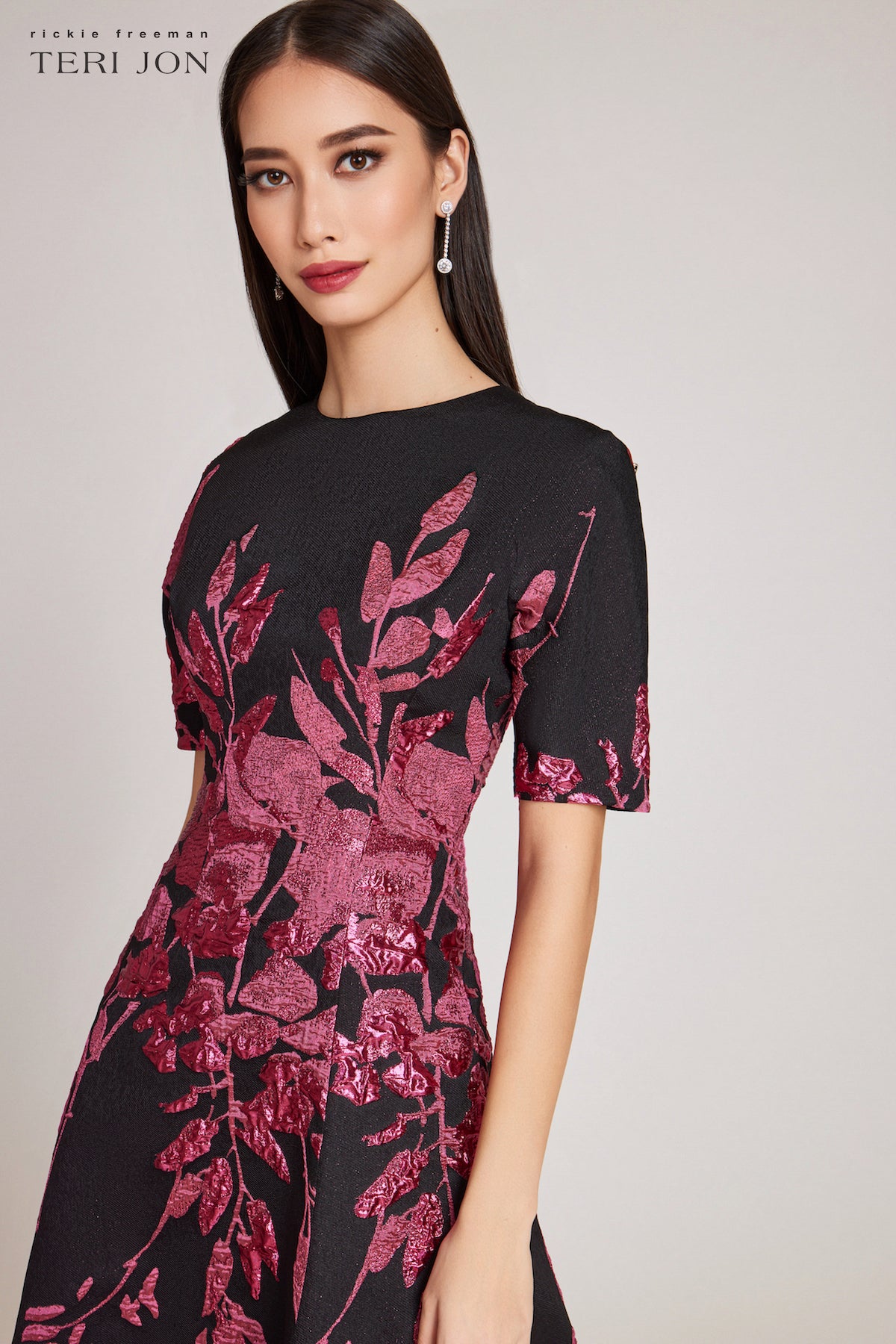 Color_Black Fuchsia
