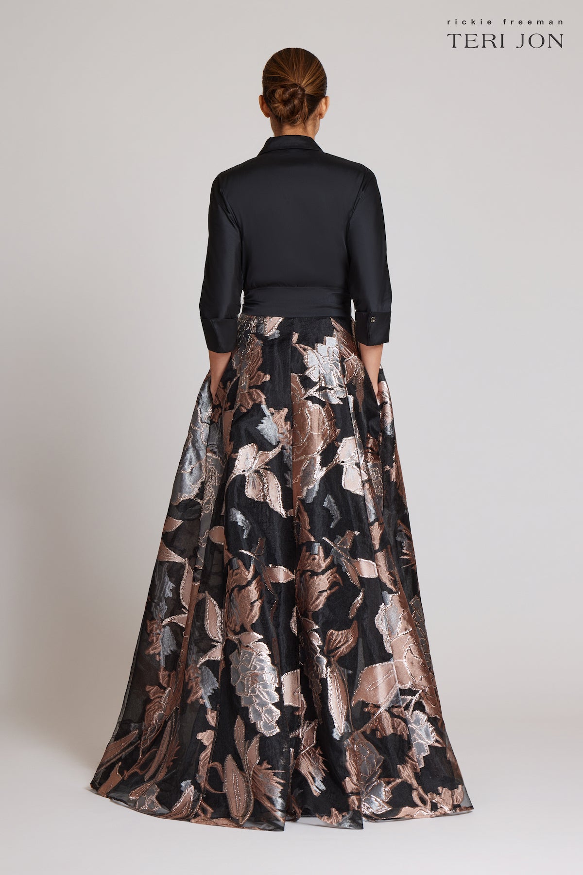 Color_Black Multi